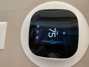 Download Average Thermostat Replacement Cost (with Price Factors)